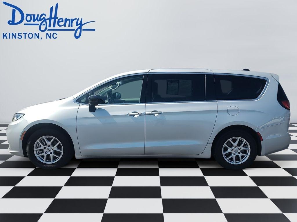 Chrysler Pacifica  2024