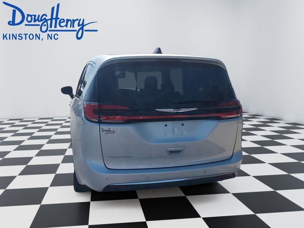 Chrysler Pacifica  2024
