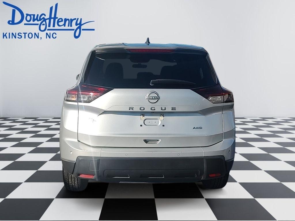 Nissan Rogue  2024