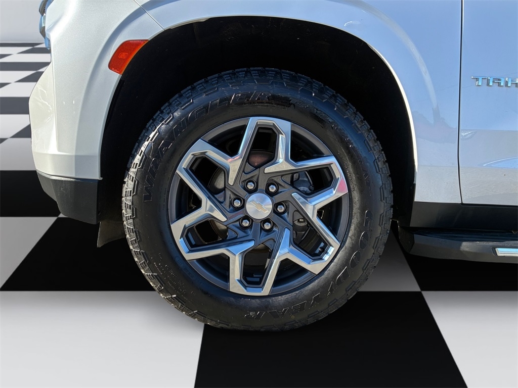 Chevrolet Tahoe  2021