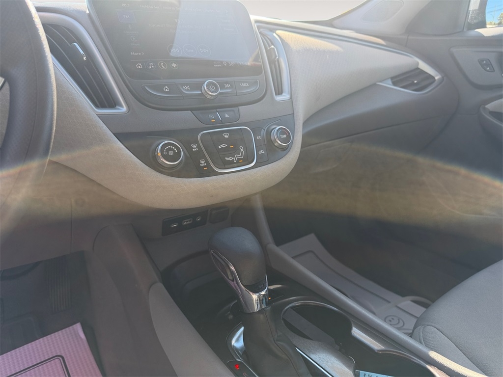 Chevrolet Malibu  2024