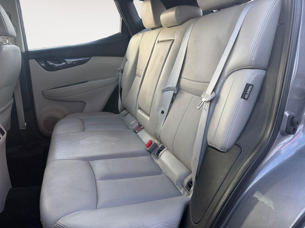 Nissan Rogue Sport  2022