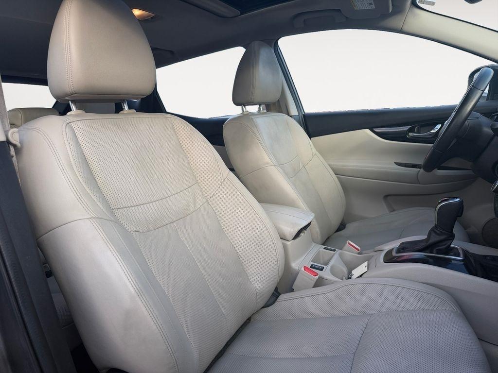 Nissan Rogue Sport  2022