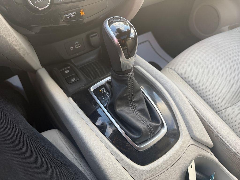 Nissan Rogue Sport  2022