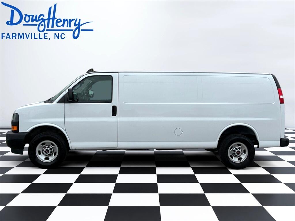 GMC Savana Cargo Van  2023