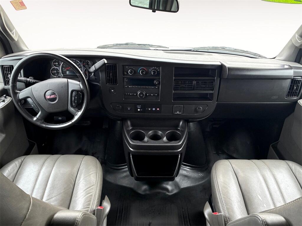 GMC Savana Cargo Van  2023