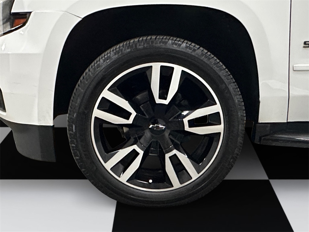 Chevrolet Suburban  2020