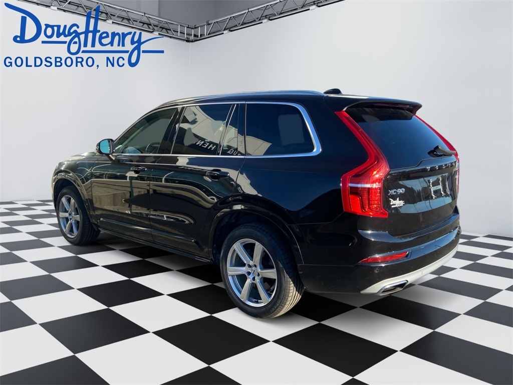 Volvo XC90  2021
