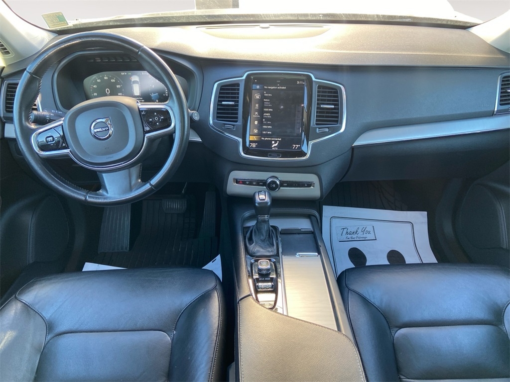 Volvo XC90  2021