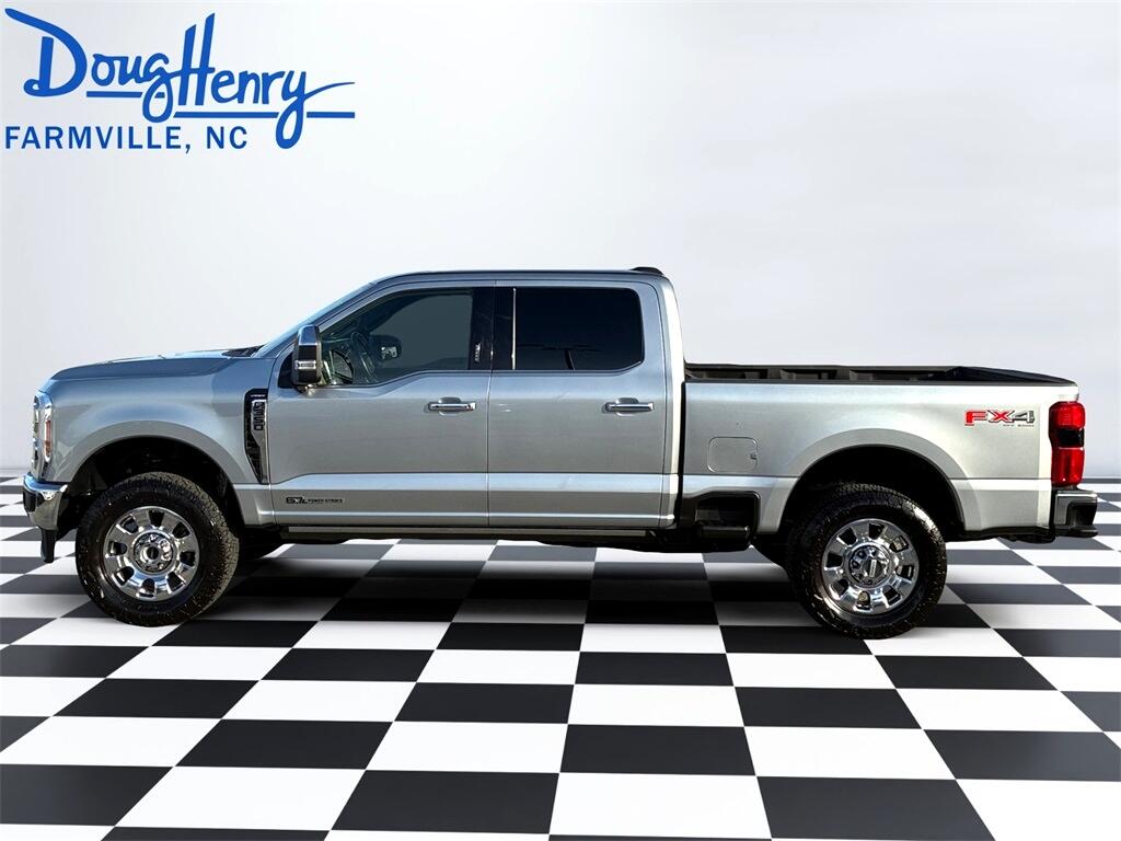 Ford Super Duty F-350 SRW  2024