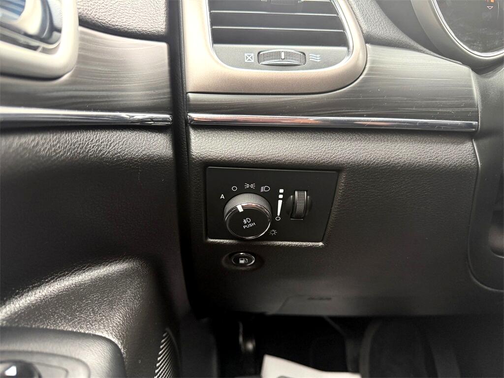 Jeep Grand Cherokee  2020