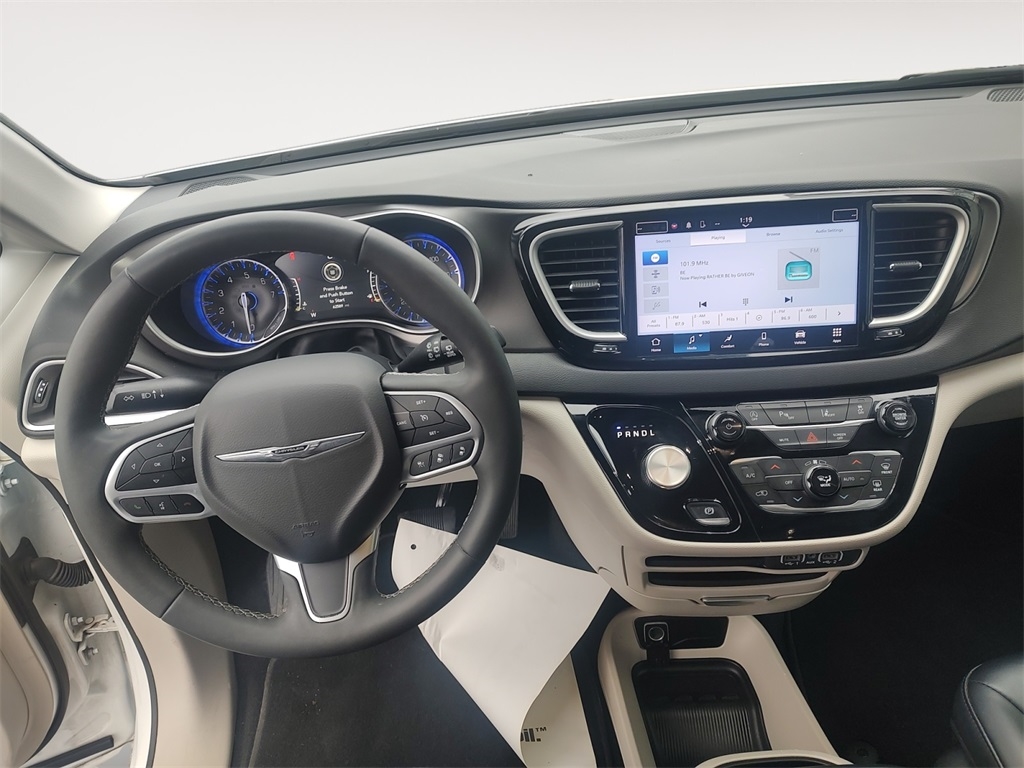 Chrysler Pacifica  2024