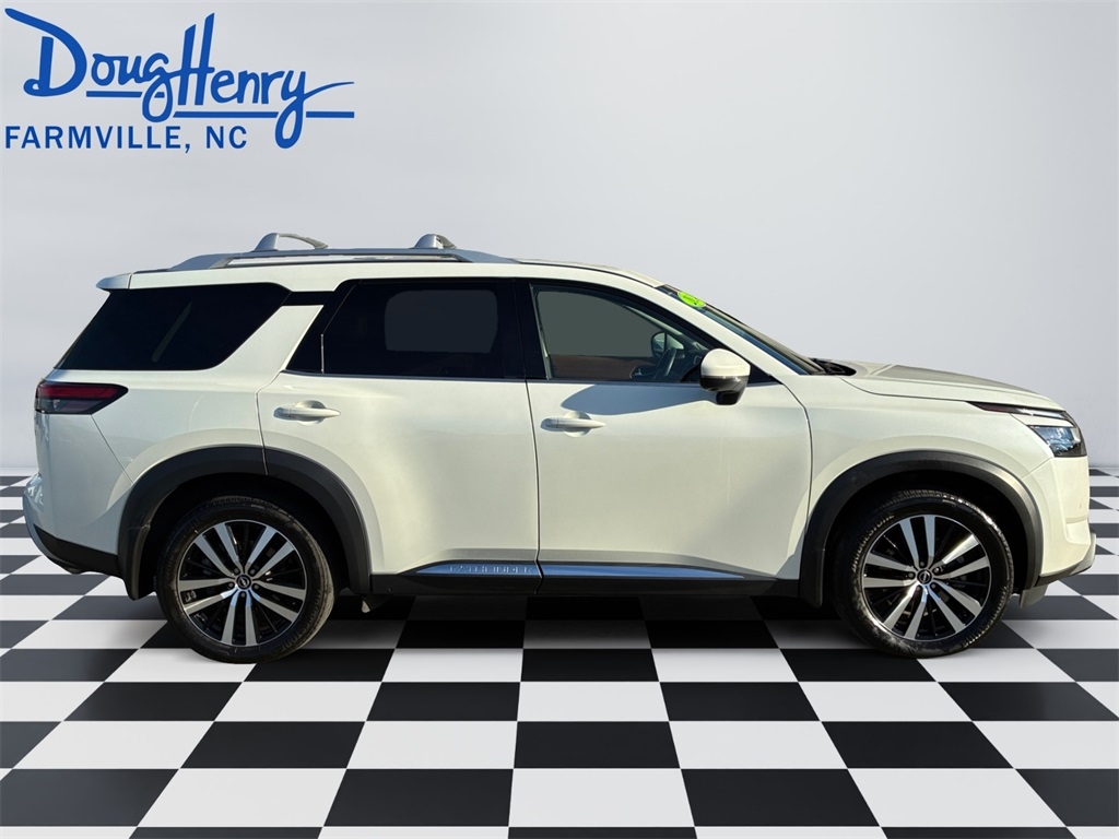Nissan Pathfinder  2024