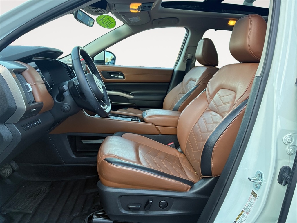 Nissan Pathfinder  2024