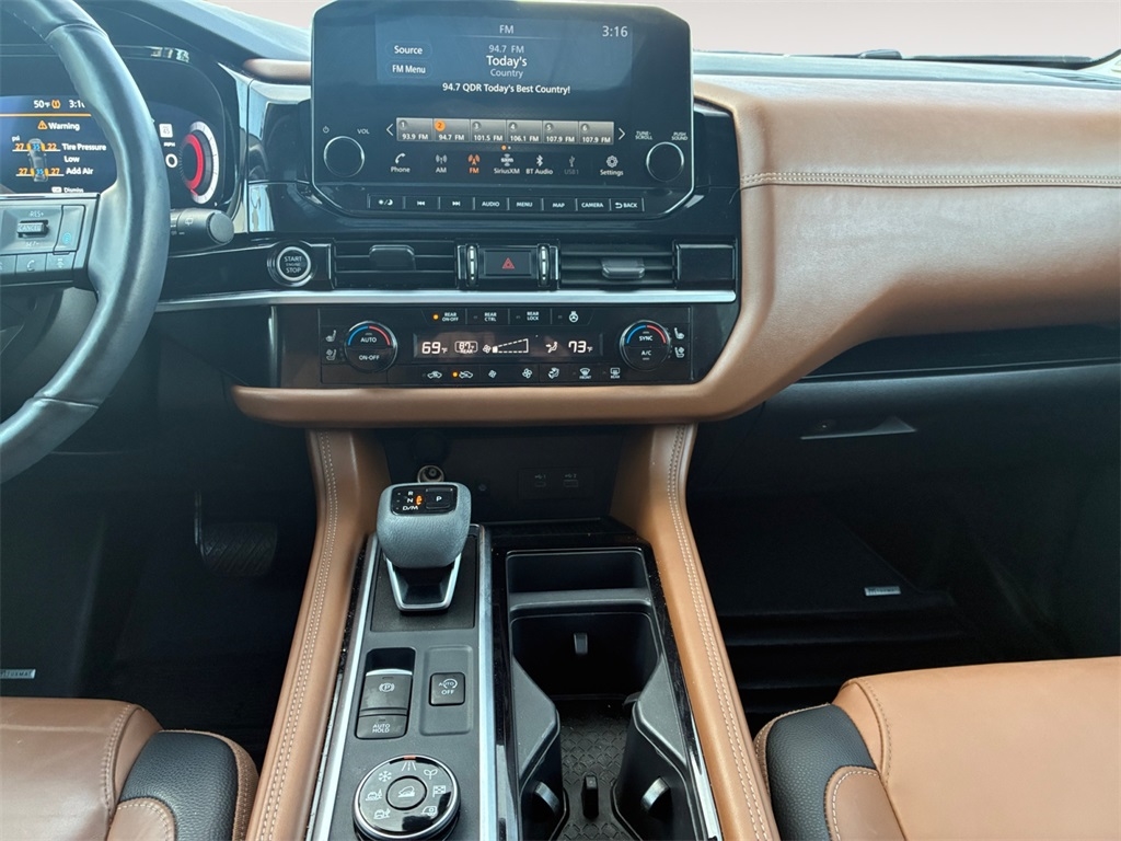 Nissan Pathfinder  2024