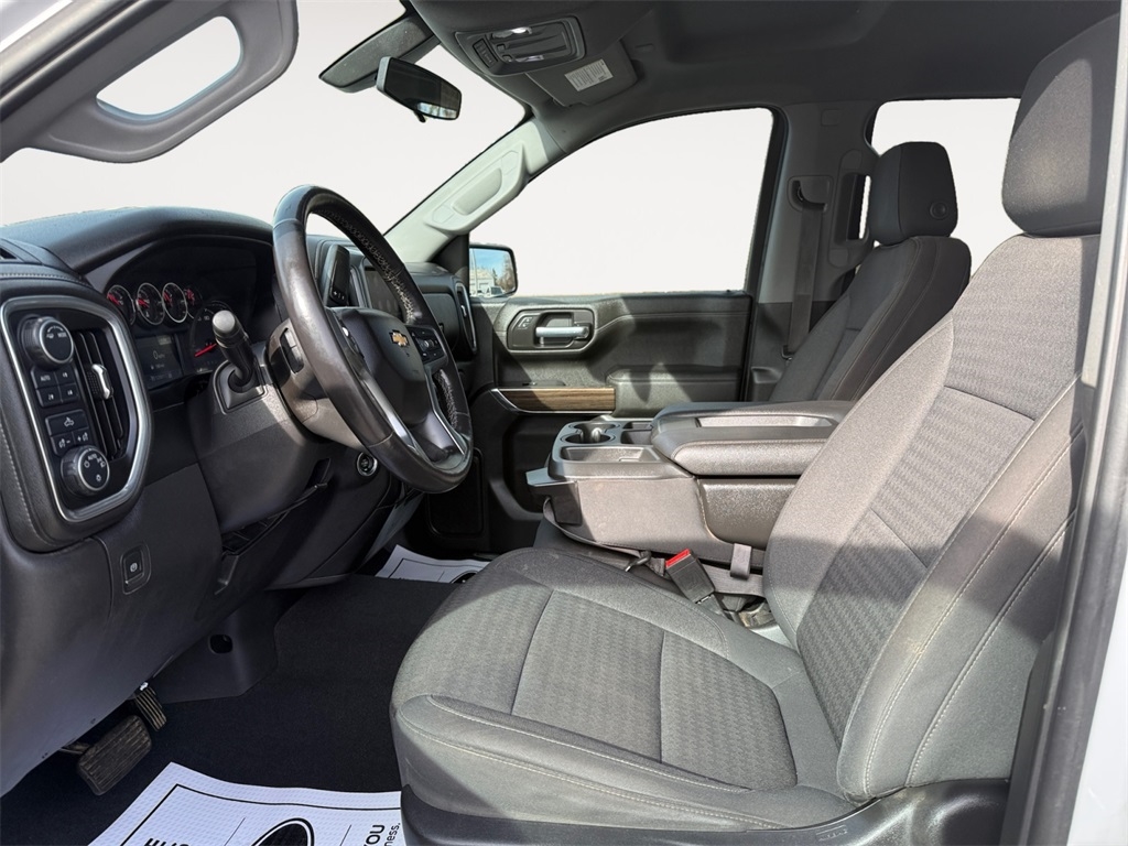 Chevrolet Silverado 1500  2021