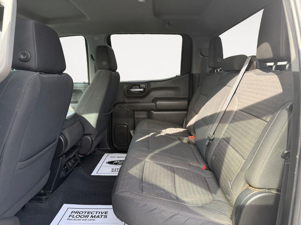 Chevrolet Silverado 1500  2021