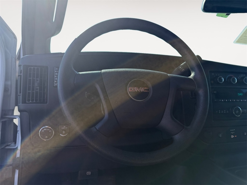 GMC Savana Cargo Van  2020