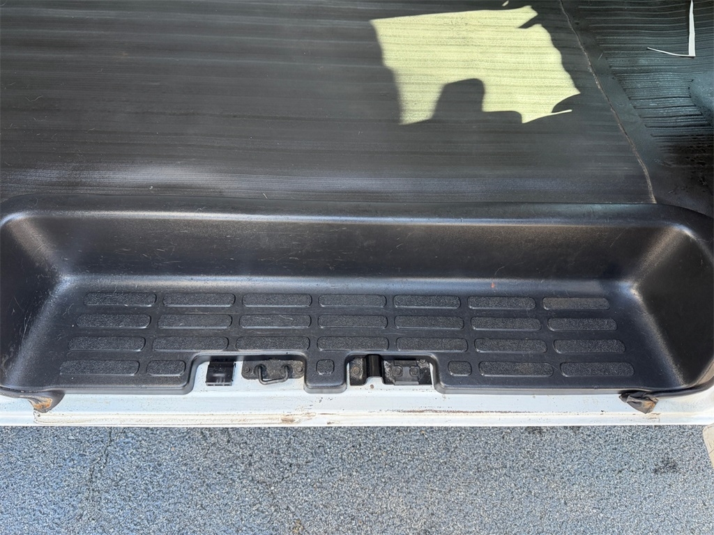 GMC Savana Cargo Van  2020