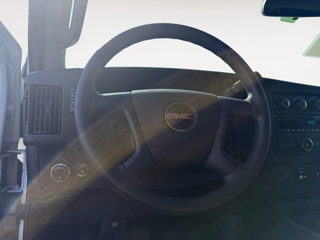 GMC Savana Cargo Van  2020