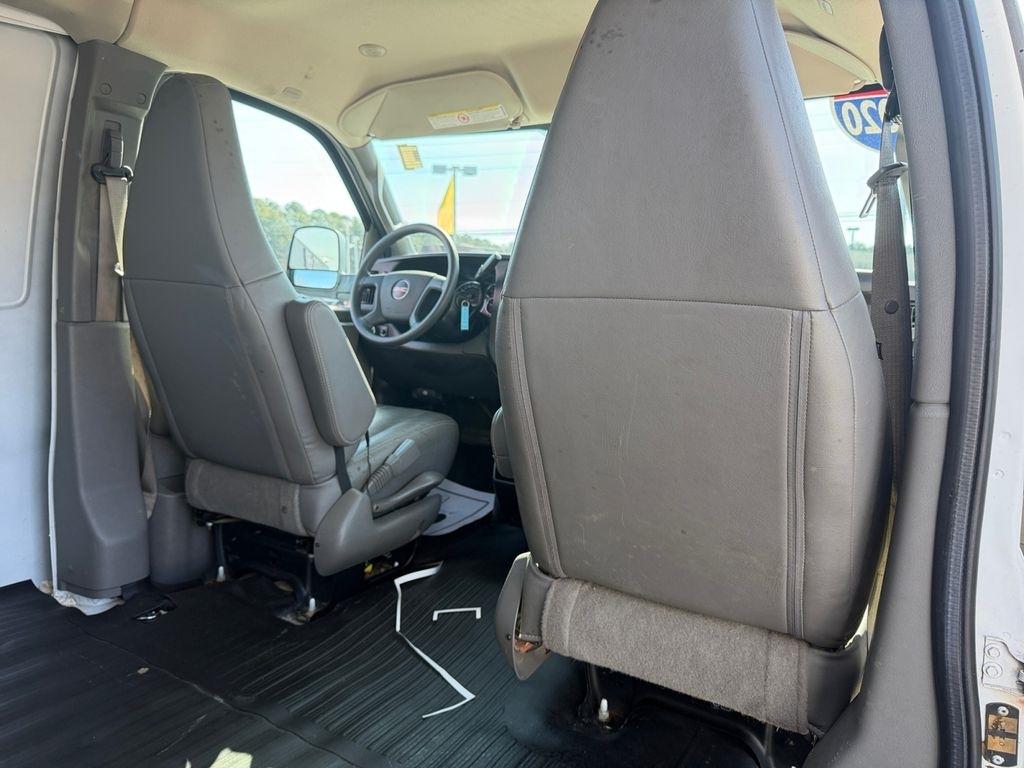 GMC Savana Cargo Van  2020