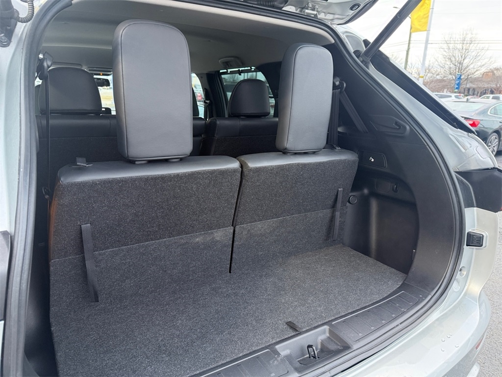 Mitsubishi Outlander  2023