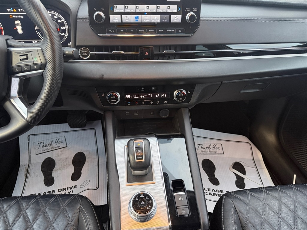 Mitsubishi Outlander  2023