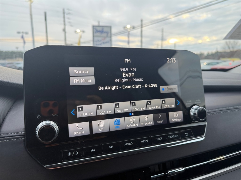 Mitsubishi Outlander  2023