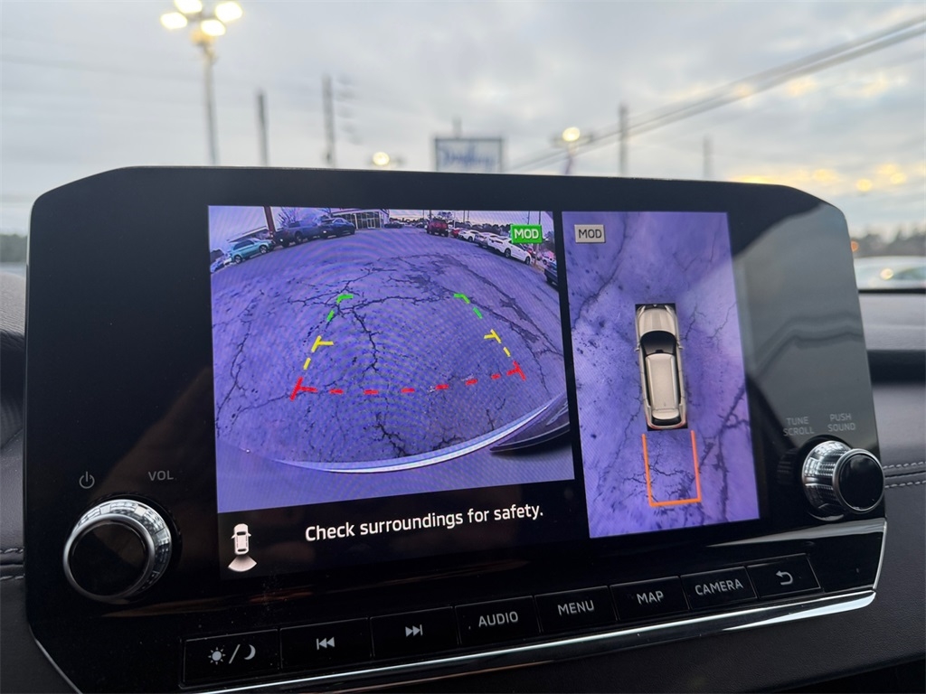 Mitsubishi Outlander  2023