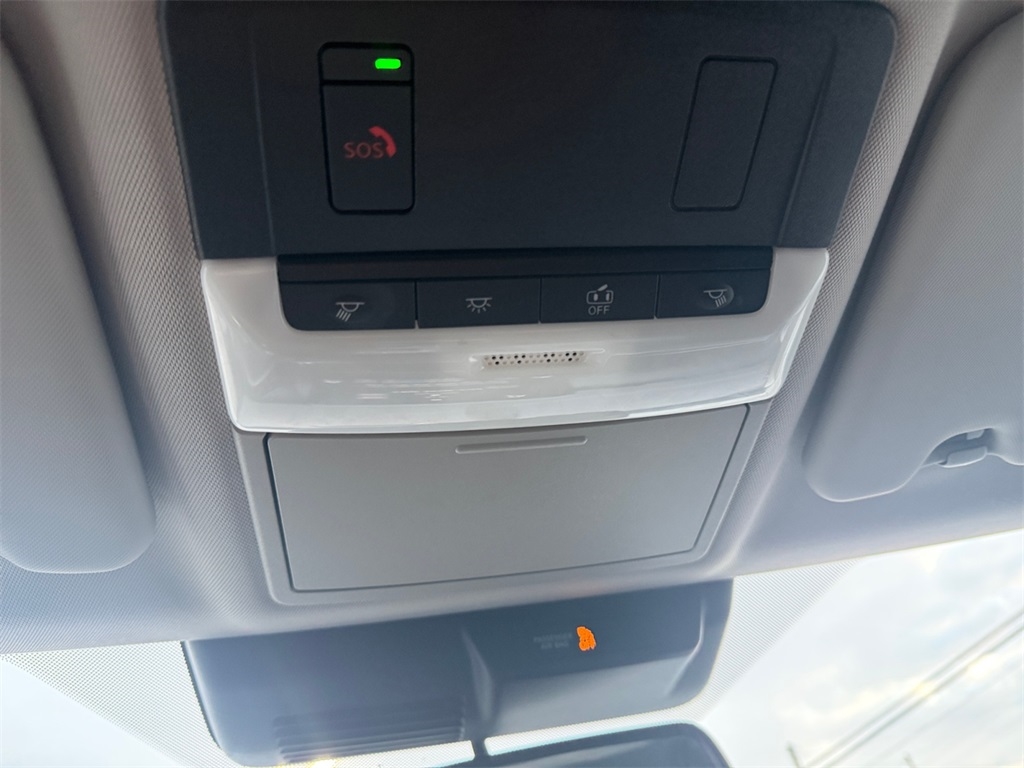 Mitsubishi Outlander  2023