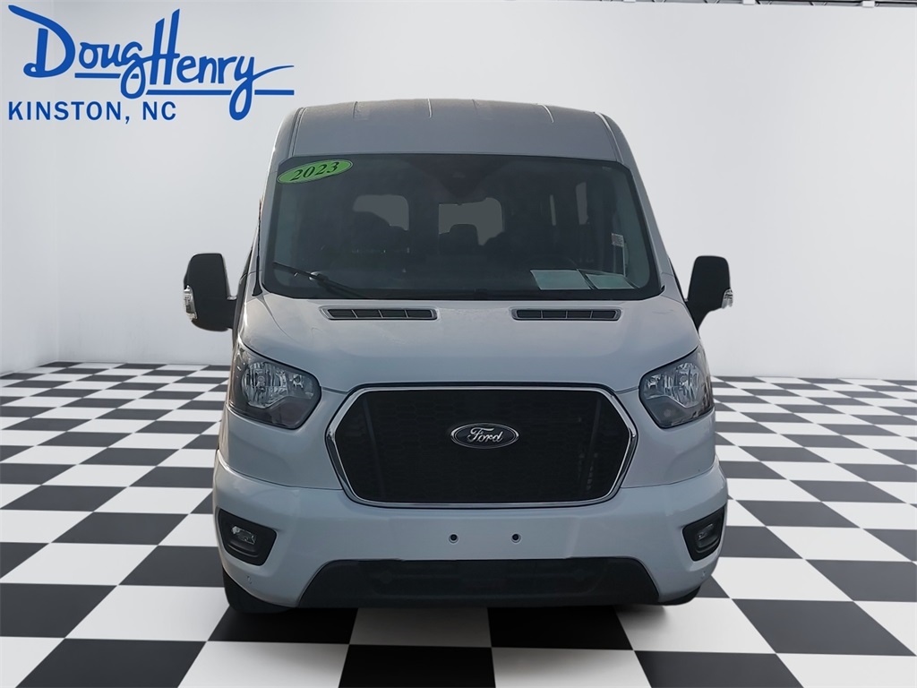Ford Transit Passenger Wagon  2023