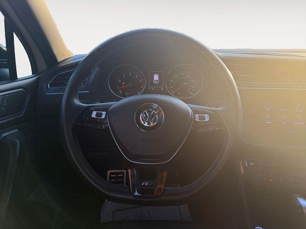 Volkswagen Tiguan  2021