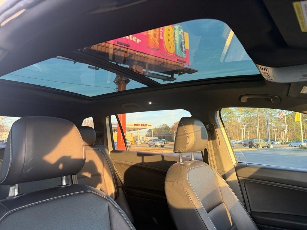 Volkswagen Tiguan  2021