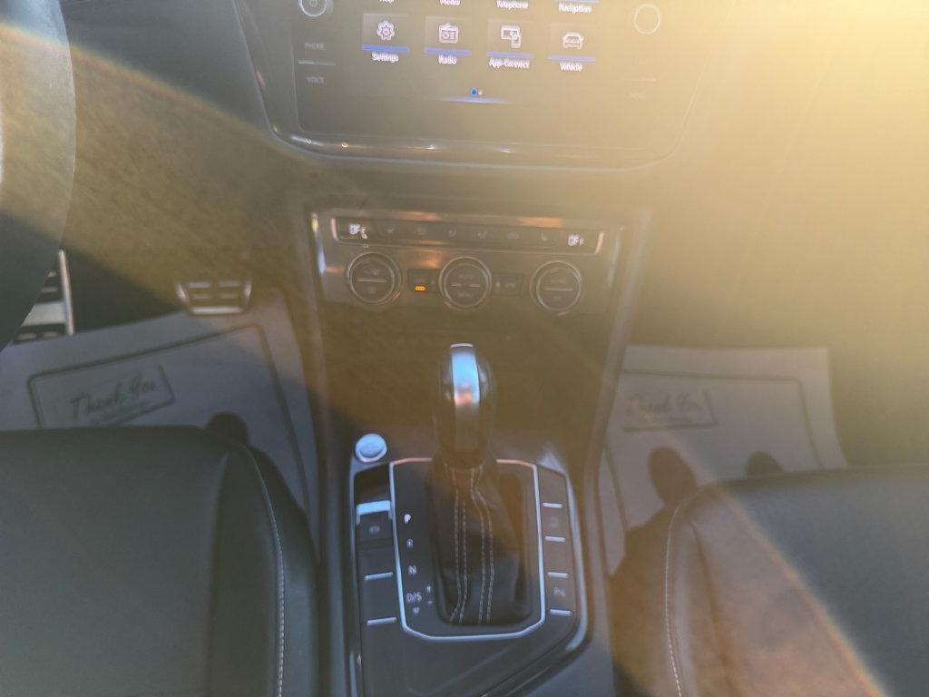 Volkswagen Tiguan  2021