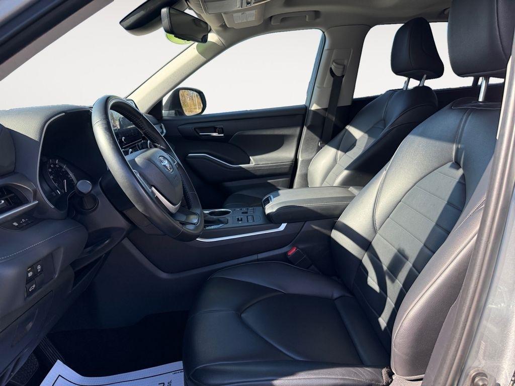 Toyota Highlander  2024