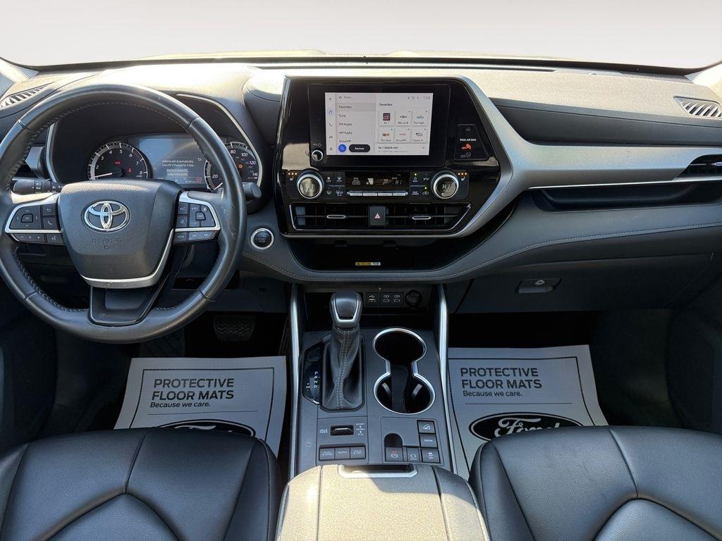 Toyota Highlander  2024