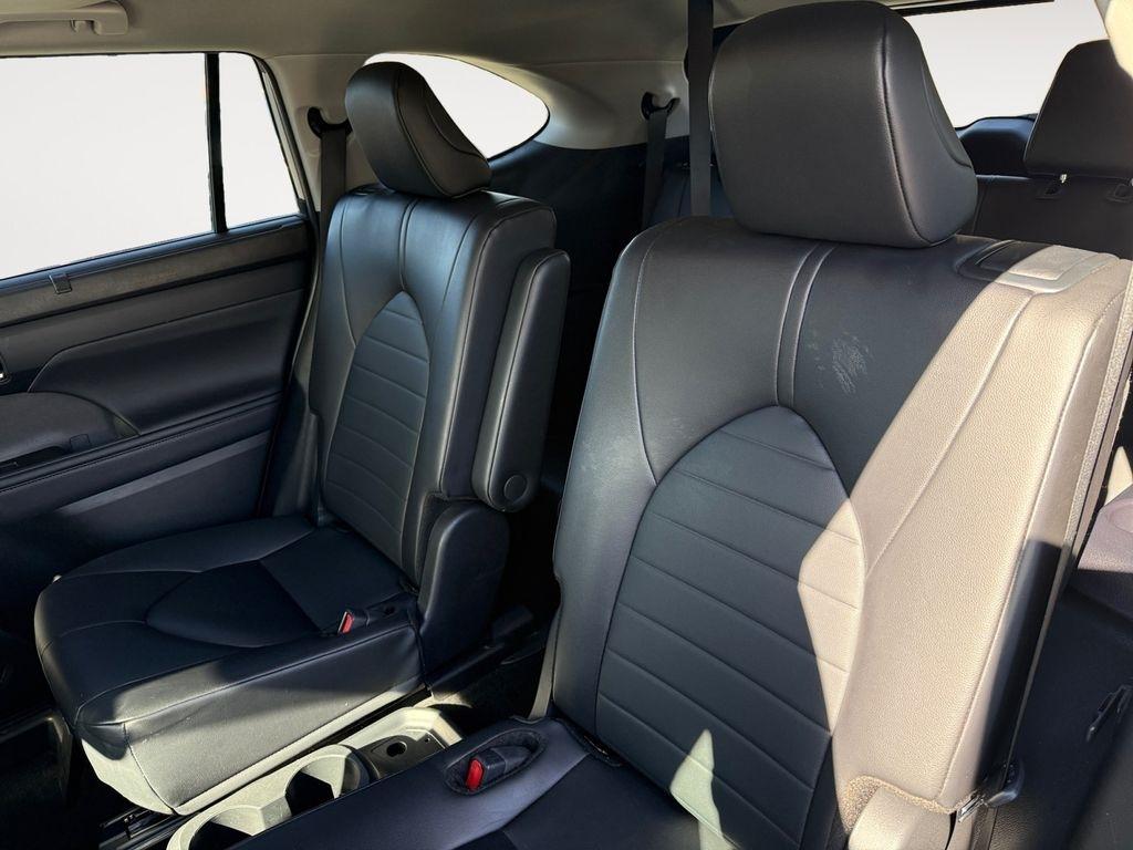 Toyota Highlander  2024