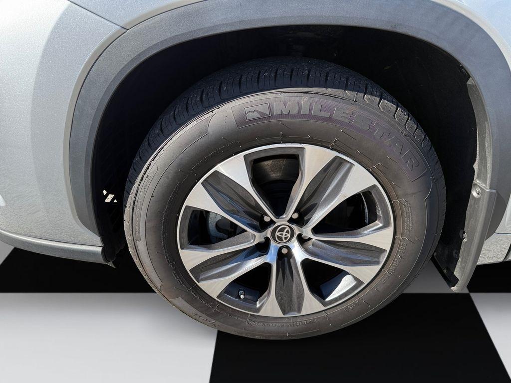 Toyota Highlander  2024