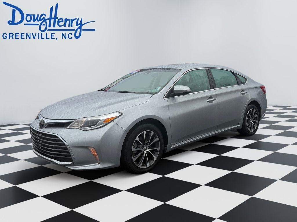 Toyota Avalon  2018