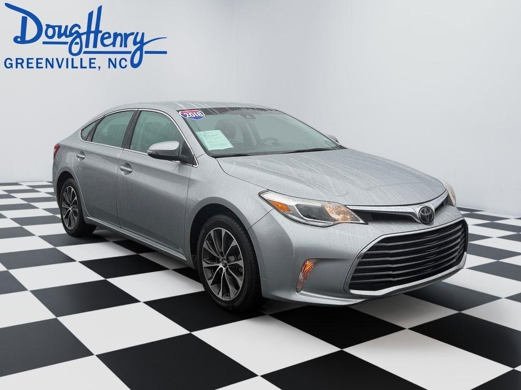 Toyota Avalon  2018