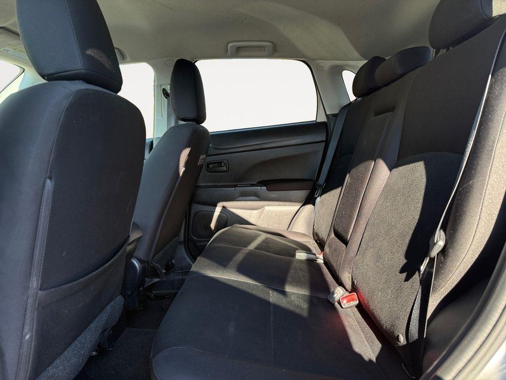 Mitsubishi Outlander Sport  2015