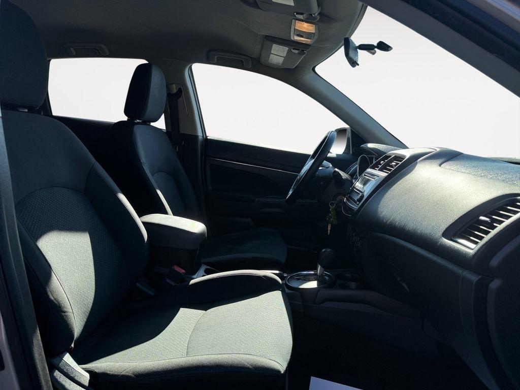 Mitsubishi Outlander Sport  2015