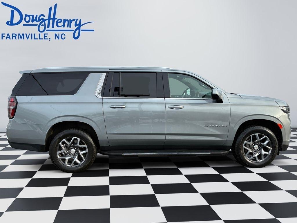 Chevrolet Suburban  2024