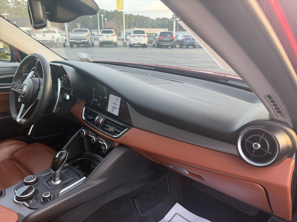 Alfa Romeo Giulia  2018