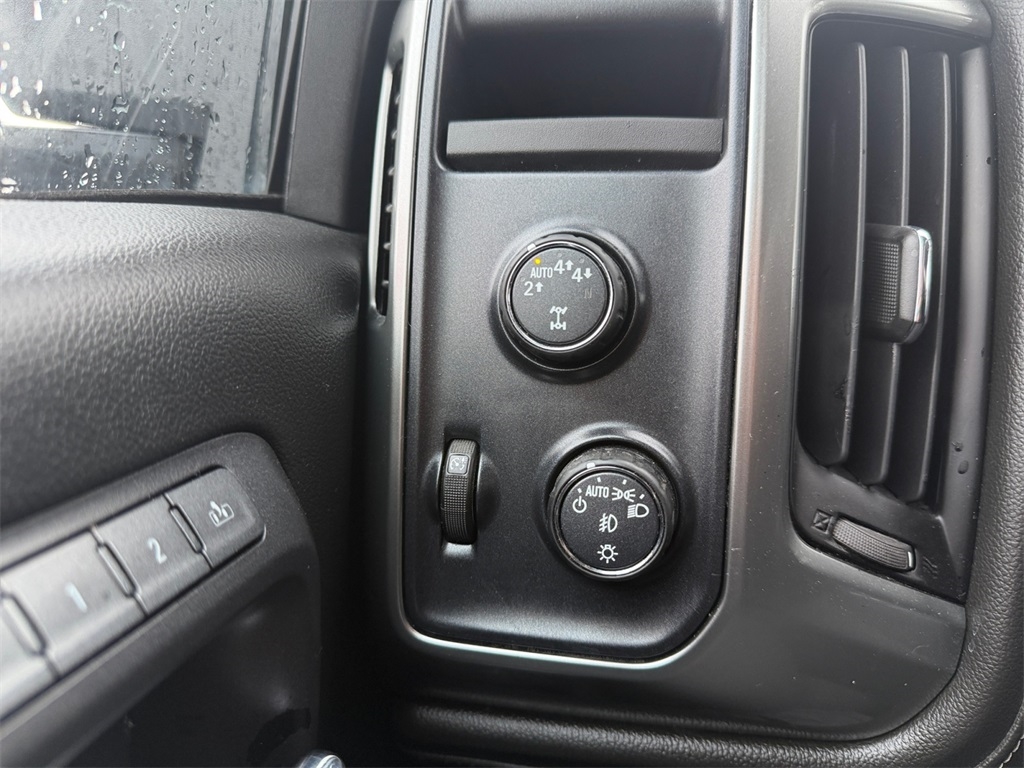 Chevrolet Silverado 1500  2018