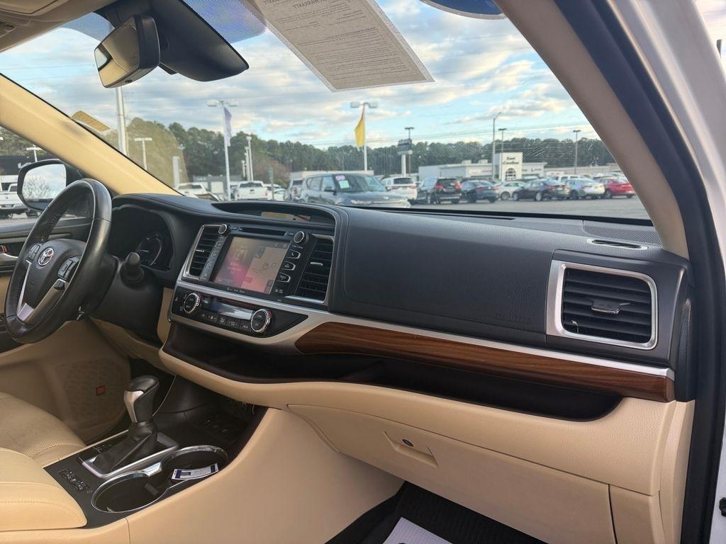 Toyota Highlander  2019