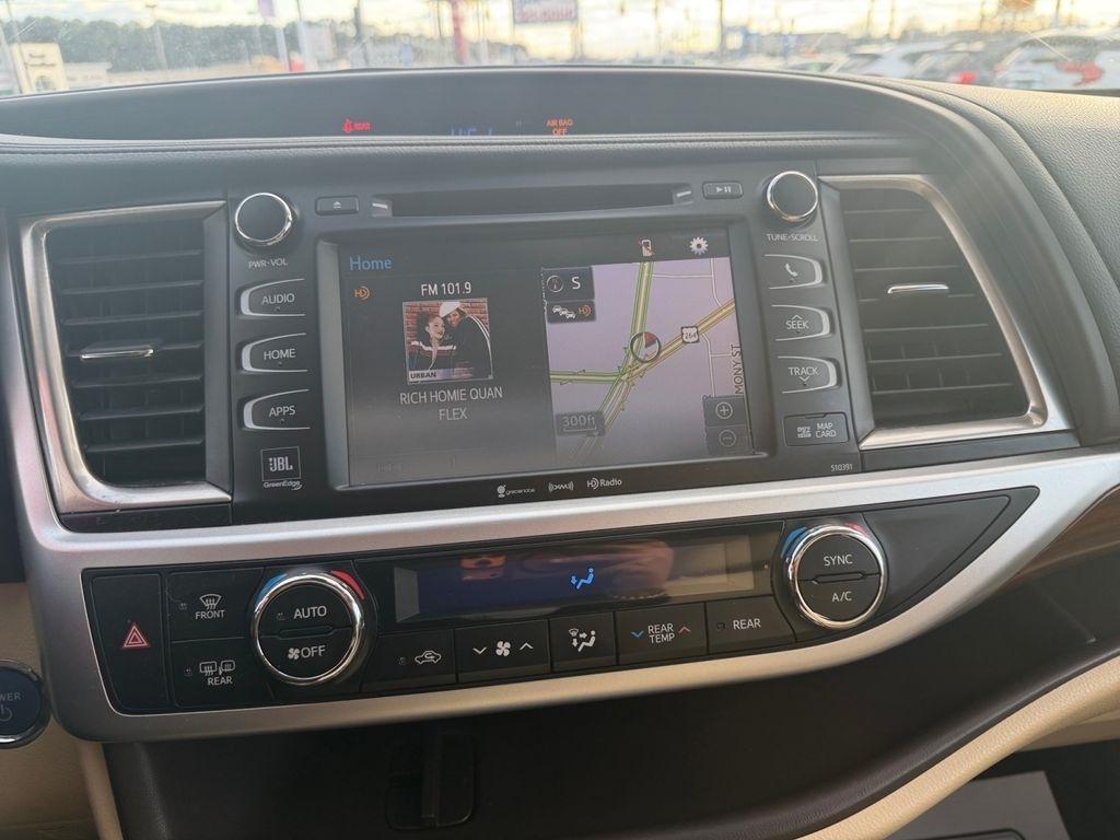 Toyota Highlander  2019