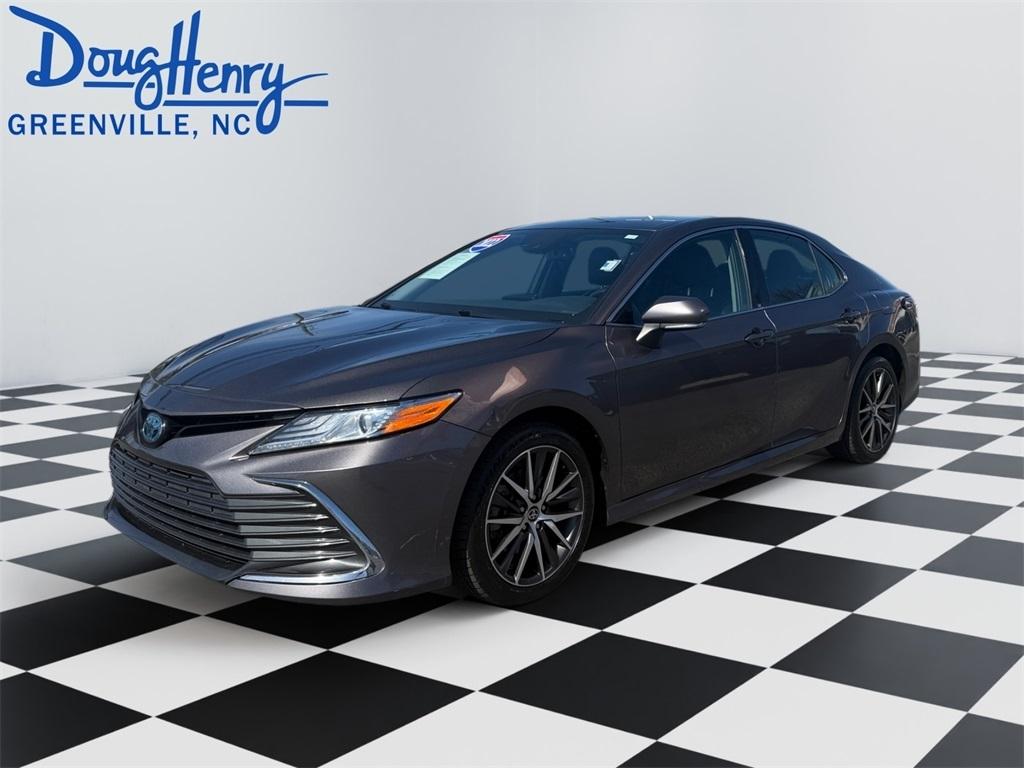 Toyota Camry  2022