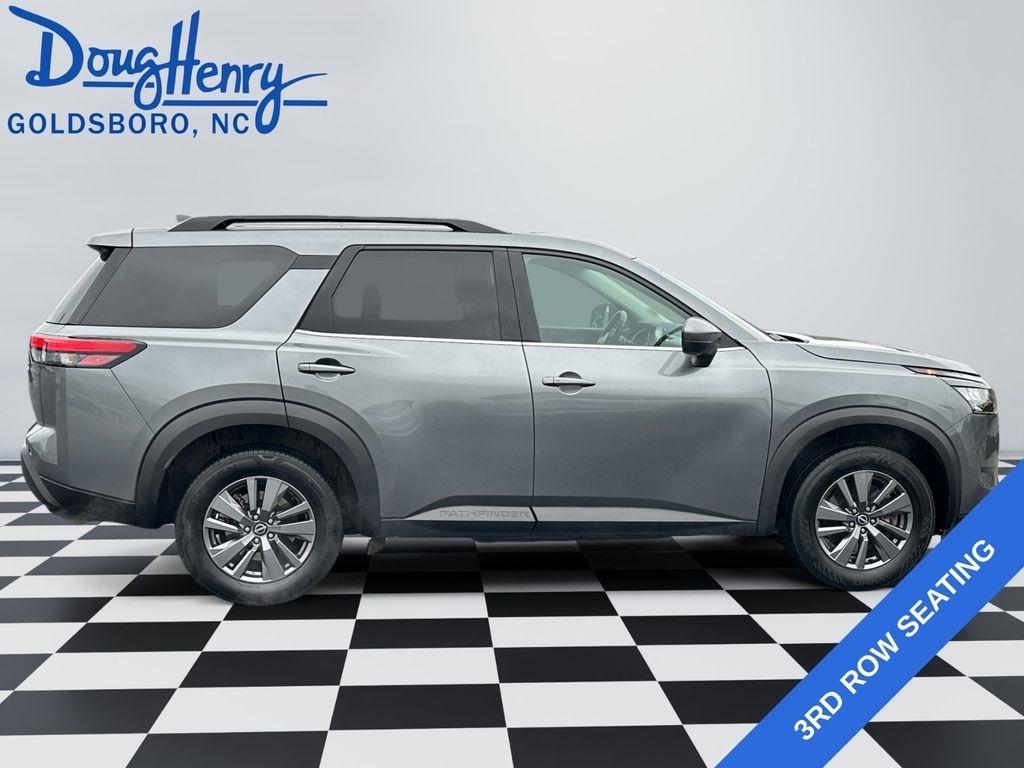 Nissan Pathfinder  2024