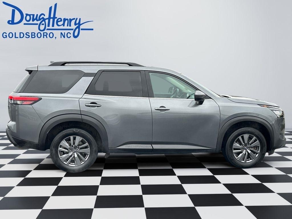 Nissan Pathfinder  2024
